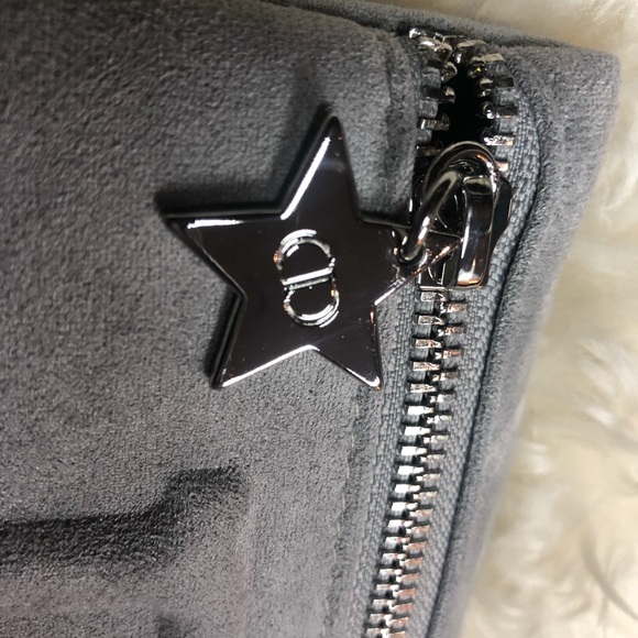 Dior Luxurious Cosmetic/ Makeup Pouch - Picture 6 of 6